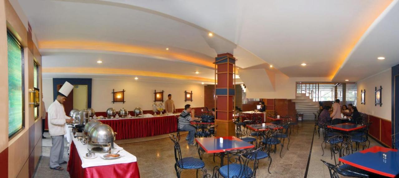 Hotel Arif Castle, נייניטל מראה חיצוני תמונה